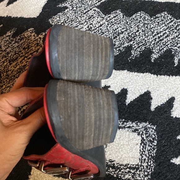 Matisse Red Bloke Western Mules - Picture 6 of 8